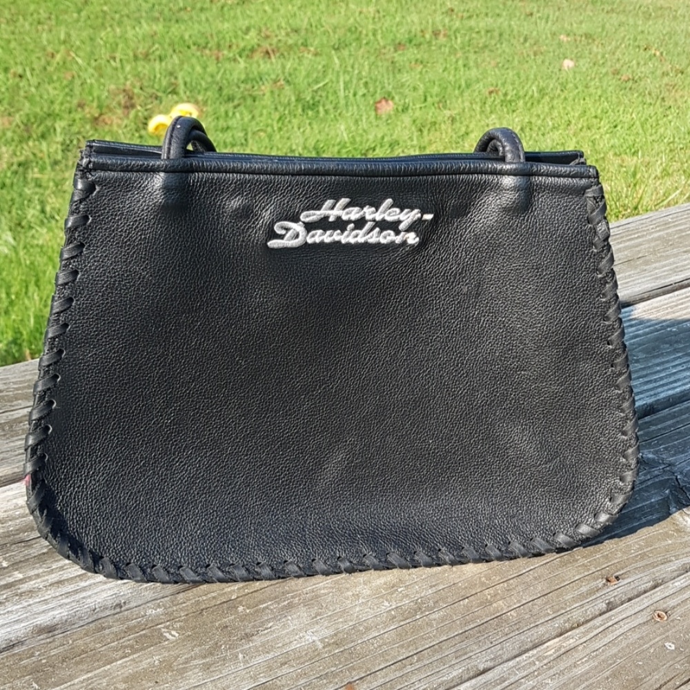 Harley Davidson pocket book